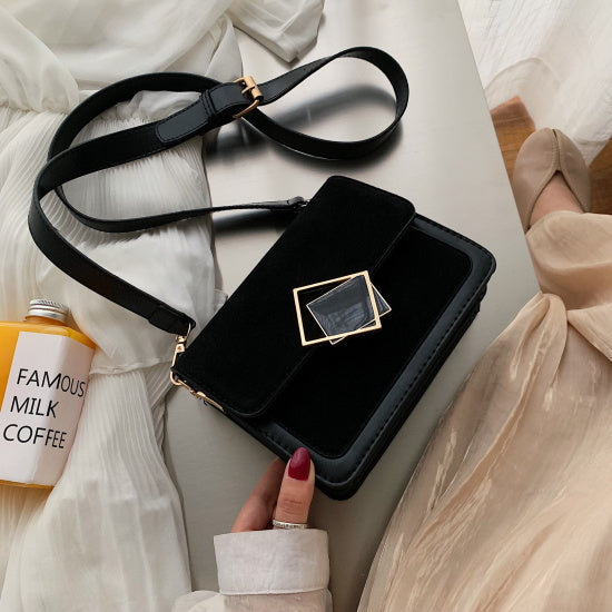 Lock diagonal female bag