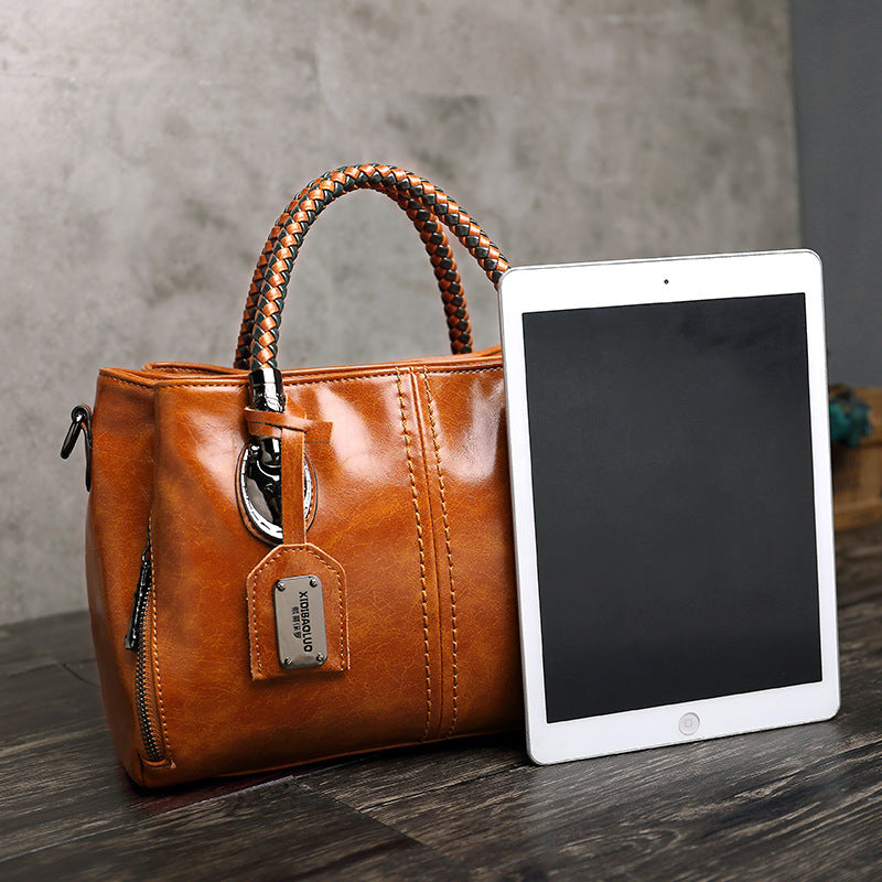 Large capacity female bag